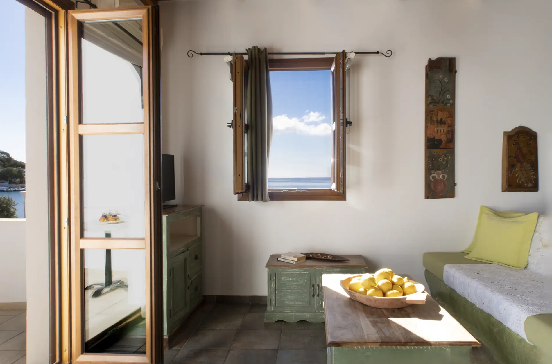 Studio Five - view 3